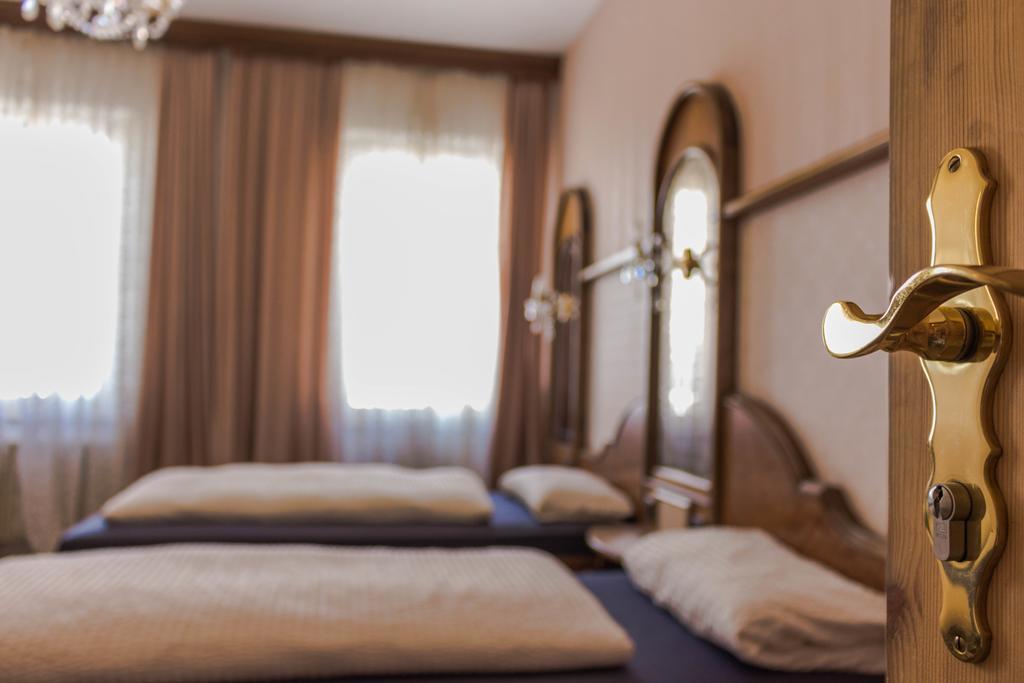 Hotel Five Seasons Fürth Extérieur photo