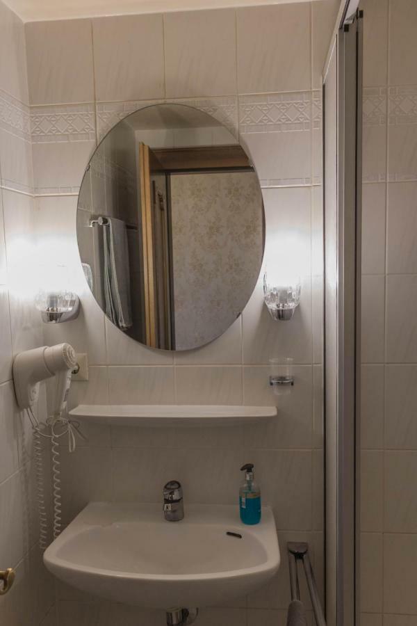 Hotel Five Seasons Fürth Extérieur photo